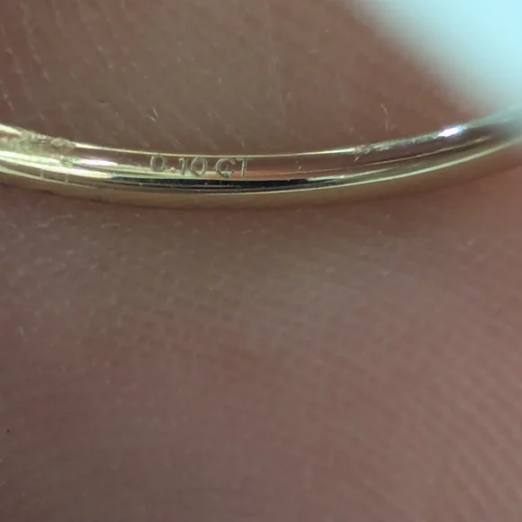 Real diamond 10kt Yellow Gold Initial O Ring For Women